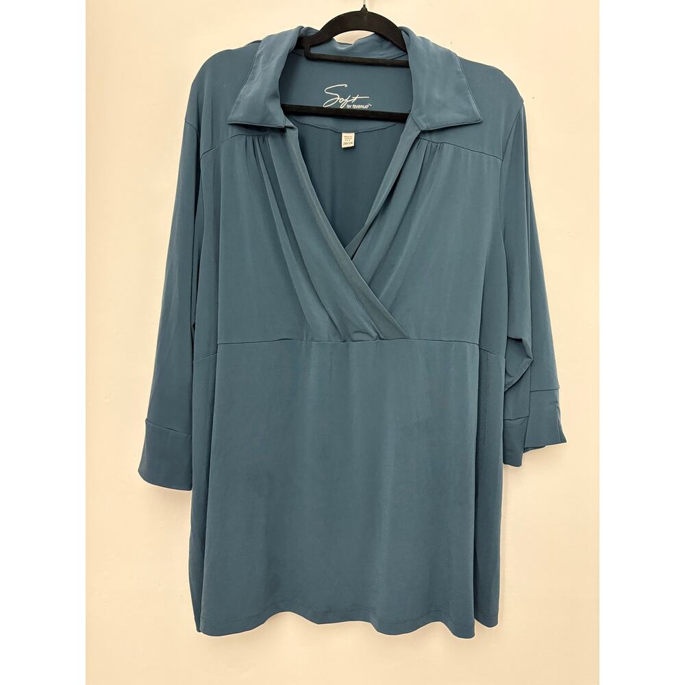 Soft by Avenue Blue Surplice Wrap Blouse Long Sleeve Size 26/28  Used Condition